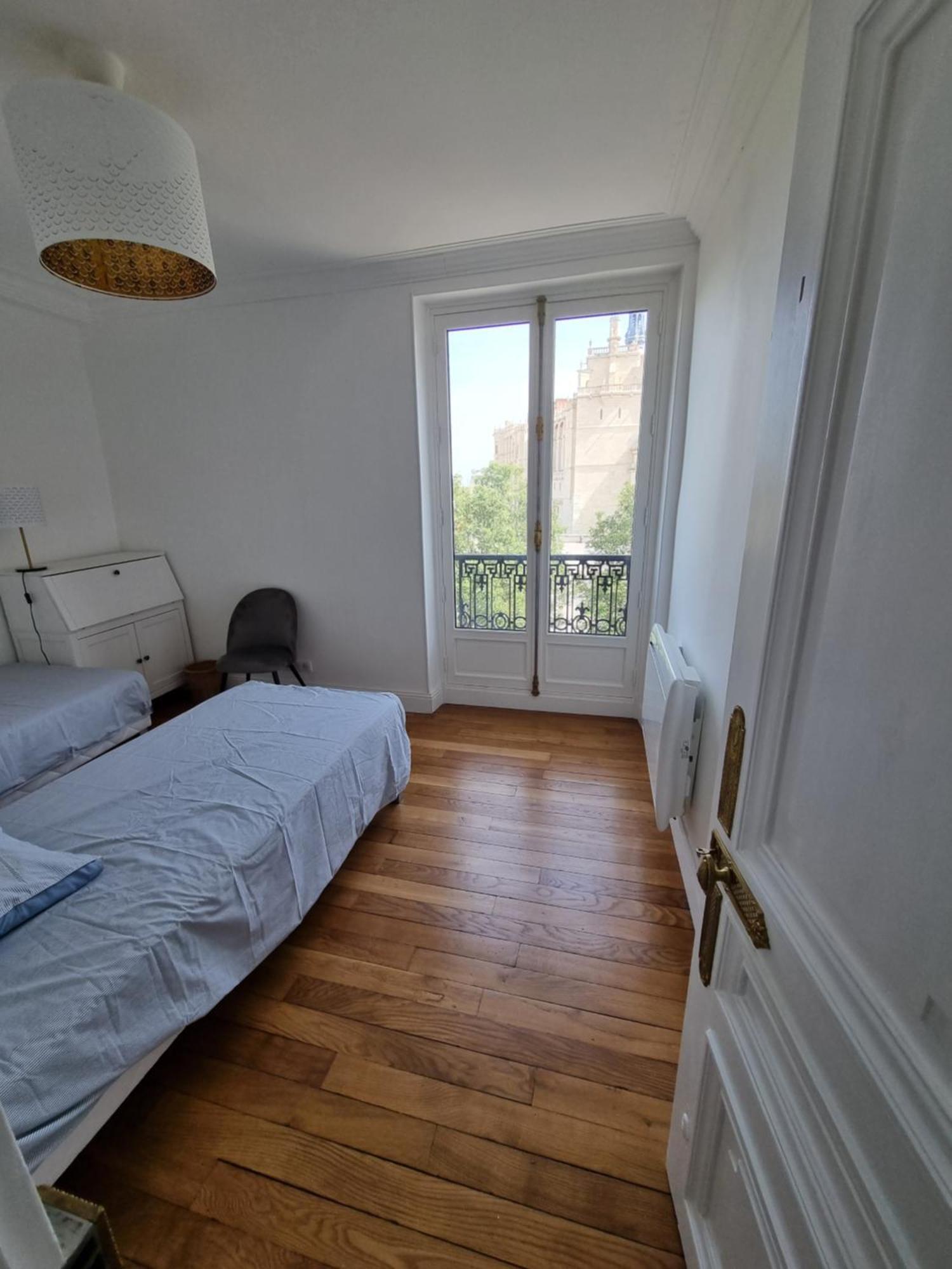 Face Chateau St Germain En Laye, Appartement 4 A 6 Personnes, 23 Min De Paris Champs-Elysees سا جيرما أو لي المظهر الخارجي الصورة